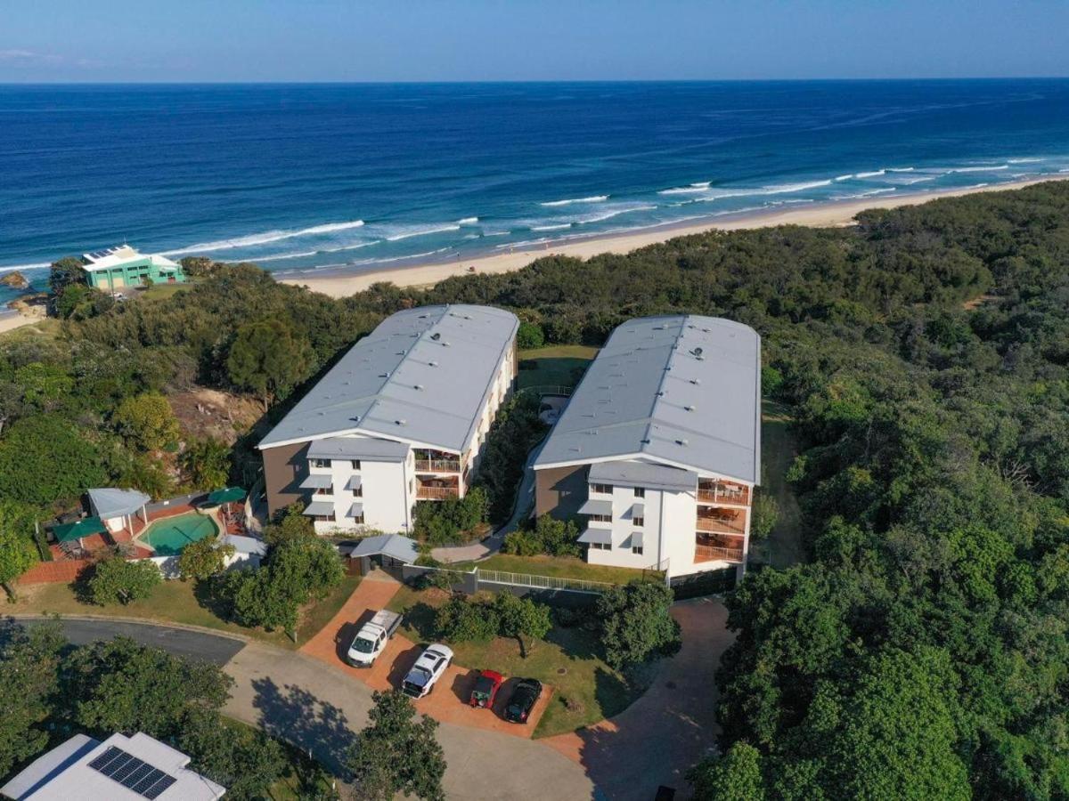 Whale Watch Ocean Beach Resort ポイント・ルックアウト エクステリア 写真