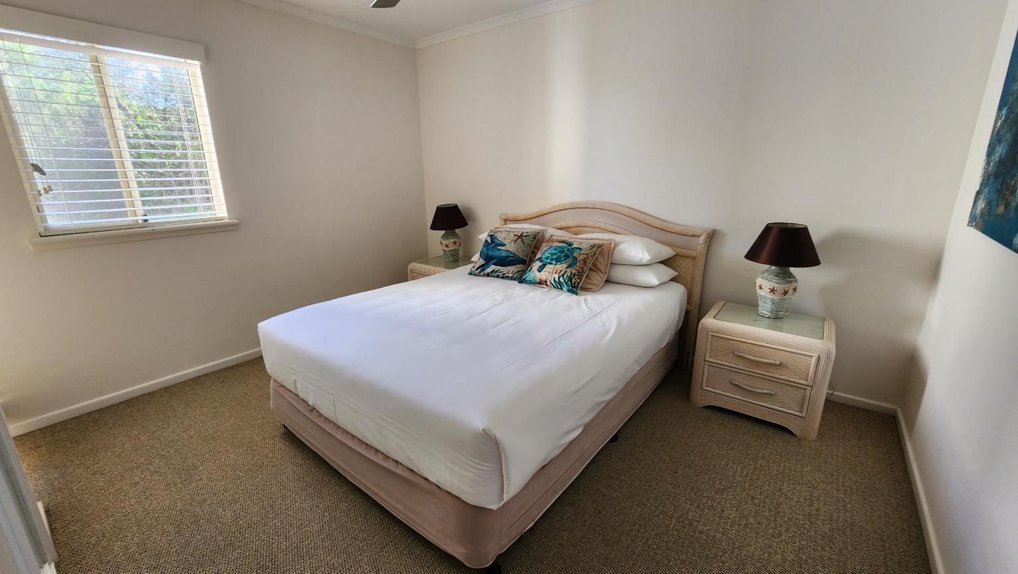 Whale Watch Ocean Beach Resort ポイント・ルックアウト エクステリア 写真
